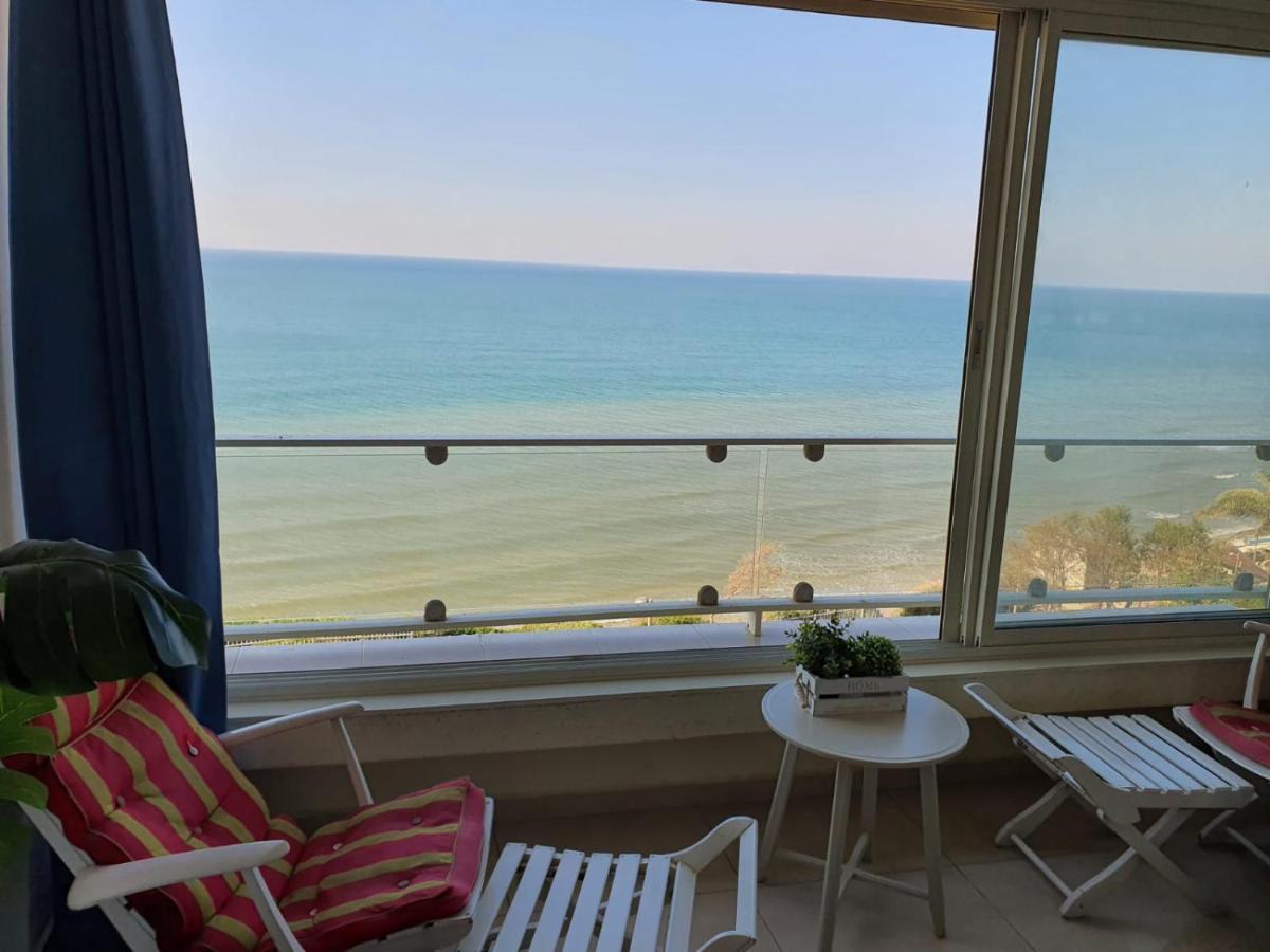 Magic On The Sea-Suites With A Private Jacuzzi And A Private Sea View Netanja Buitenkant foto